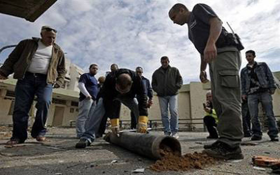   مصر اليوم - سقوط قذيفة صاروخة على منطقة أشكول