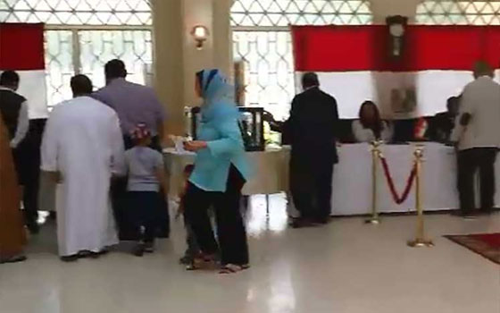   مصر اليوم - إقبال المصريين على الانتخابات في سلطنة عمان يفوق المرات السابقة