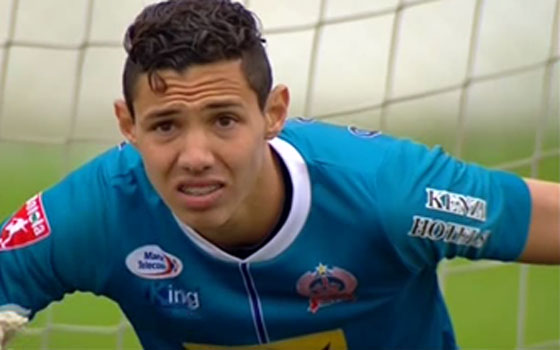   مصر اليوم - كسر في الأصبع ينهى موسم المحمدي حارس الكوكب المغربي