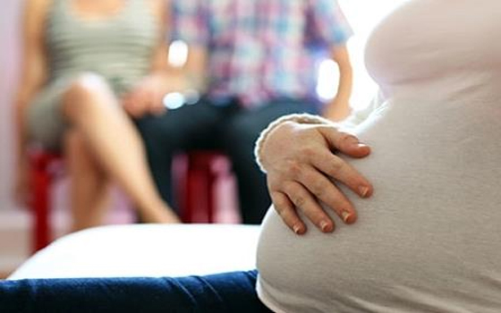   مصر اليوم - جدل طبي وفقهي بشأن قضيَّة استئجار الأرحام والرَّحم البديل في مصر