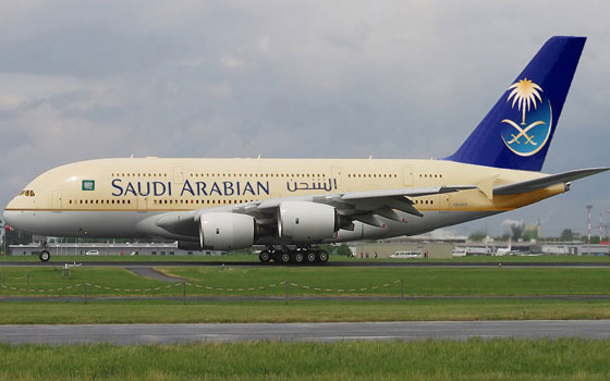   مصر اليوم - الخطوط الجوية السعودية تتوج بالدرع الذهبي في دبي