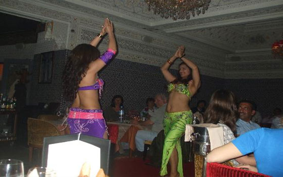   مصر اليوم - قاعة للرقص الشرقيّ في رياض سعداوي المراكشيّ