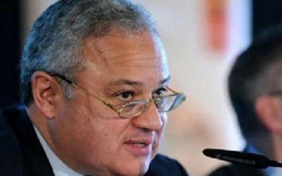   مصر اليوم - زعزوع يقرر مد البرنامج الاستثنائي لتحفيز الطيران العارض حتى أكتوبر 2014