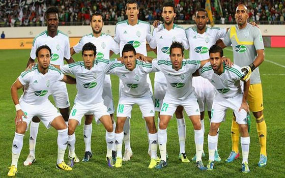   مصر اليوم - مصير لقب الدوري المغربي أصبح بين أقدام لاعبي الرجاء البيضاوي