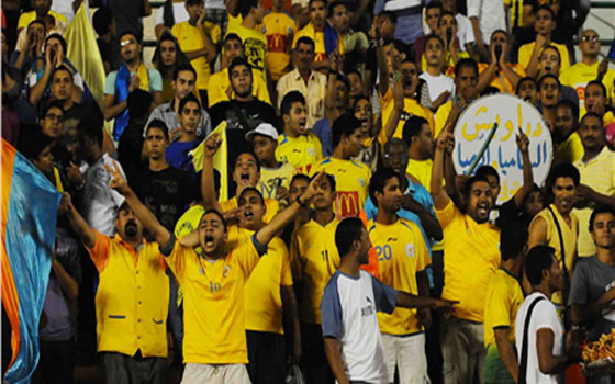   مصر اليوم - جماهيّر الدراويّش يحتفلون بالفوزِ على الزمالك