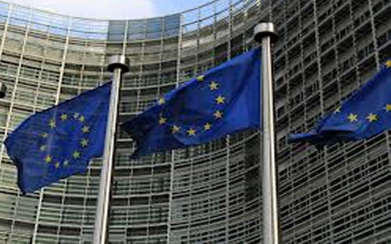   مصر اليوم - المفوضية الأوروبية تستبعد أن تخفض فرنسا عجز الميزانية