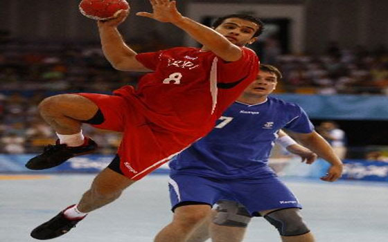   مصر اليوم - علام يؤكّد أن الأهلي ليس طرفًا في اشتباكات مباراة اليد