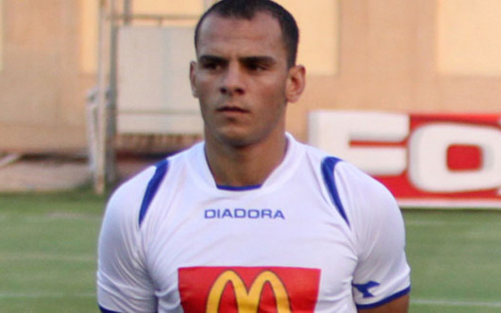   مصر اليوم - نادي الشرطة يشترط 2 مليون جنيه للاستغناء عن قمر لـالأهلي