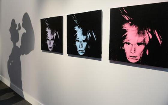   مصر اليوم - بيع لوحة لاندي وارهول بسعر 30 مليون دولار في مزاد في نيويورك