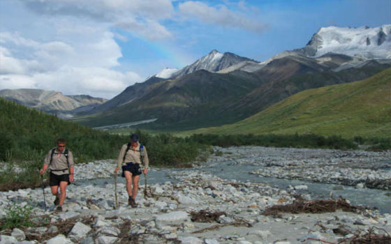   مصر اليوم - امرأة تلقى حتفها أثناء محاولتها تسلق جبل في ألاسكا