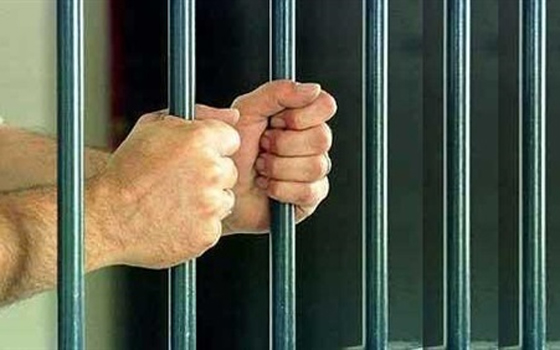 مصر اليوم - أبٌ يقتل رضيعته لإنهاء علاقته مع أمها