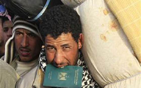   مصر اليوم - 50 الف عامل مصري في الأردن وفقوا أوضاعهم القانونيَّة