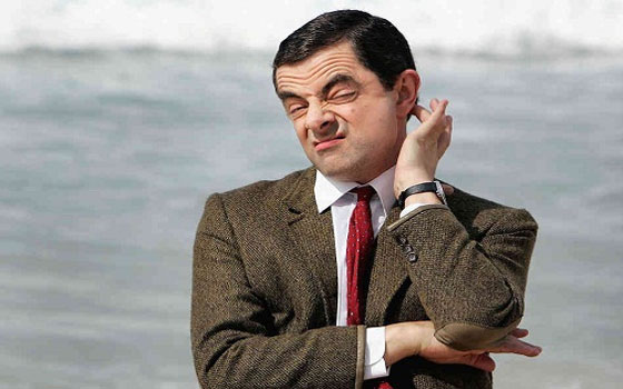 مصر اليوم - مستر بين يزور مدينة البتراء مُبديًا إعجابه بهاh