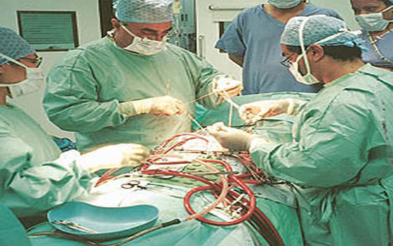   مصر اليوم - أطباء عبر القارات تجري 500 عملية مجانية في مدني