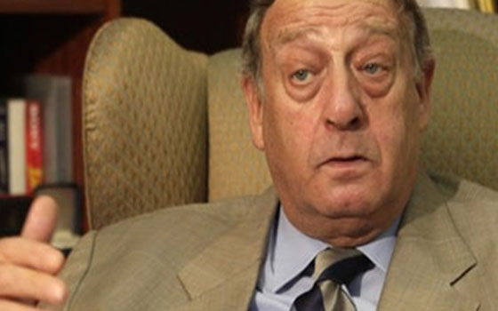 مصر اليوم - رئيس مصر للمقاصة: إطلاق خدمة التداول عبر المحمول