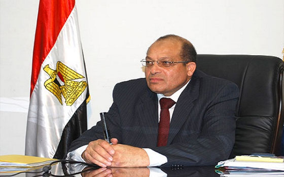   مصر اليوم - رئيس جامعة القناة السويس يتفقد مستشفى الطوارئ