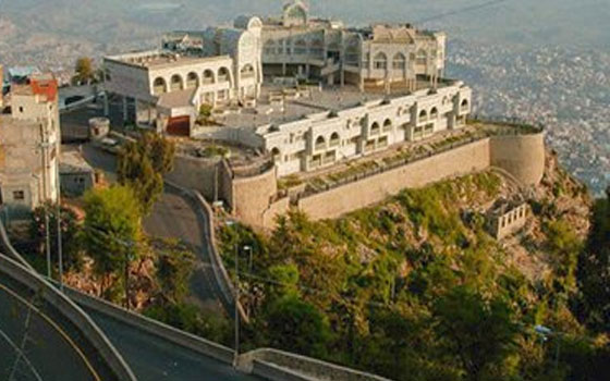   مصر اليوم - مناقشة تحديات فرع مؤسسة مكافحة السرطان في تعز