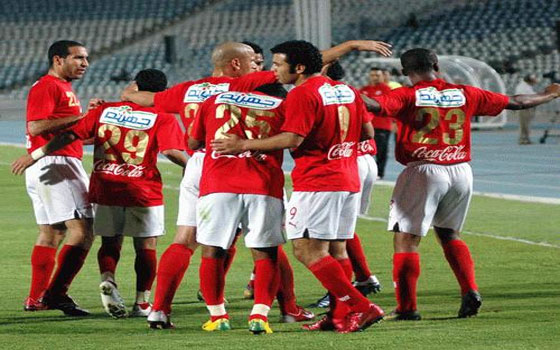   مصر اليوم - الأهلي يسترد القمة بالتعادل الإيجابي 1/1 مع غزل المحلة في الإسكندرية