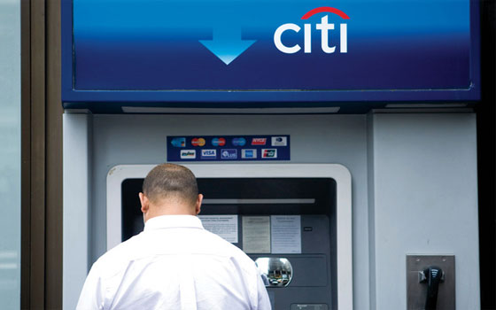   مصر اليوم - الإماراتيون ينفقون 11 مليار درهم ببطاقات الائتمان في 2013