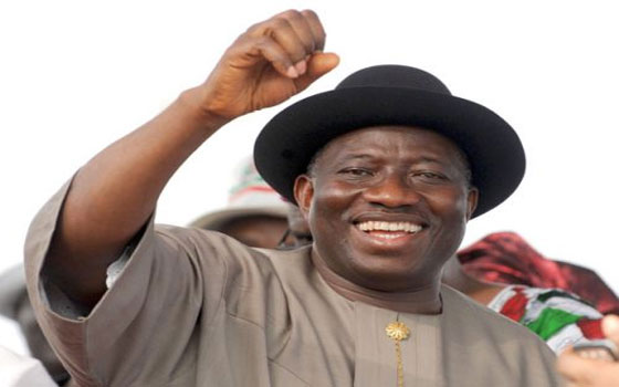   مصر اليوم - الرَّئيس النَّيجيري يلغي زيارة إلى مدينة الفتيات المختطفات لأسباب أمنيَّة