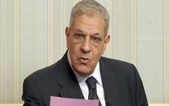   مصر اليوم - محلب يزور كيما المصرية ويتعرف على معوقات تقدمها