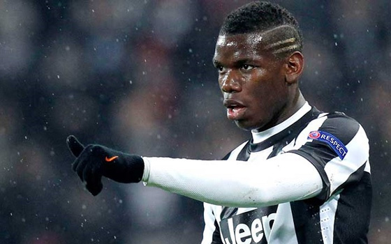   مصر اليوم - بوجبا: مانشستر يونايتد تعامل معي بعدم إحترام