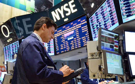 مصر اليوم - الأسهم الأميركية تغلق على انخفاض