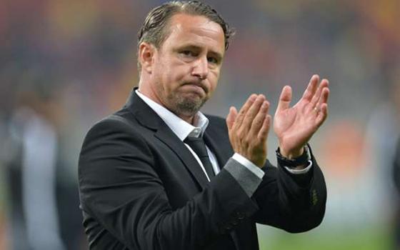   مصر اليوم - الروماني ريجيكامف يقترب من قيادة الهلال السعودي ووضعه على سكة الألقاب