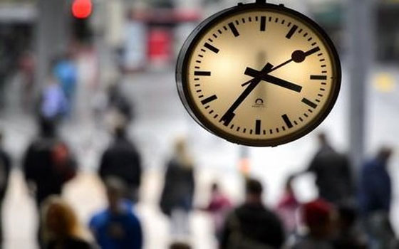   مصر اليوم - بدء تطبيق التوقيت الصيفيّ في مصر بعد توقفه 3 سنوات