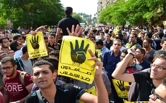   مصر اليوم - مسيرة صباحيَّة لأنصار الإخوان في ميدان الجيزة