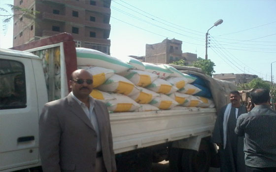 مصر اليوم - ضبط 8 أطنان علف مجهولة المصدر في قنا