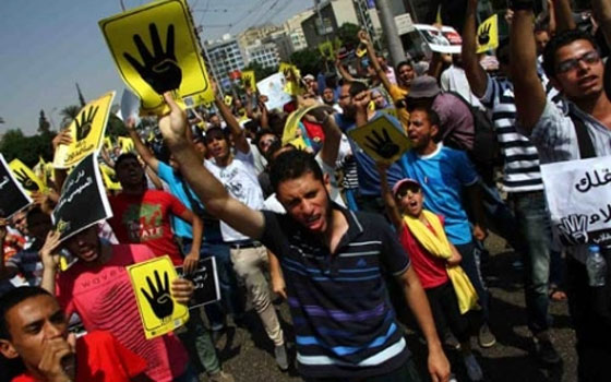   مصر اليوم - أنصار الإخوان يطالبون بمقاطعة الانتخابات في بورسعيد