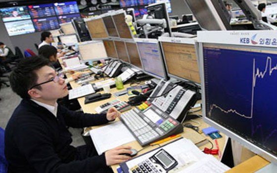 مصر اليوم - المؤشر القياسي للأسهم اليابانية يغلق منخفضًا