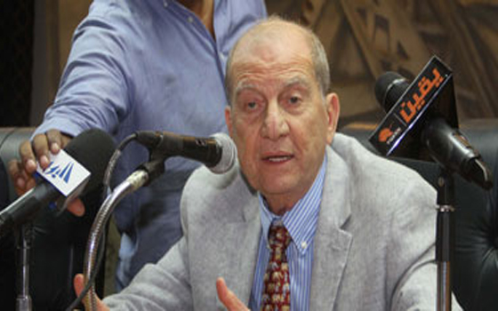   مصر اليوم - رئيس الحزب المصري الديمقراطي يدّعو رئيس مصر المقبل إلى توحيد الشعب