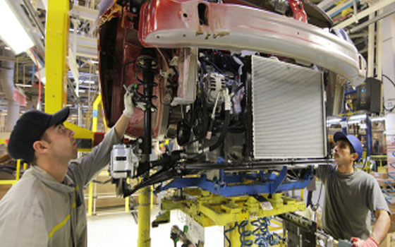   مصر اليوم - نمو الإنتاج الصناعي الروسي في الثلث الأول من 2014 بنسبة 1.4%