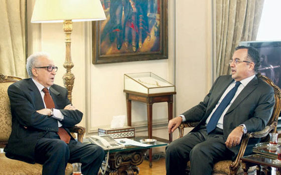   مصر اليوم - مصر تُؤكِّد على ضرورة البحث عن حل سياسي للأزمة السوريَّة