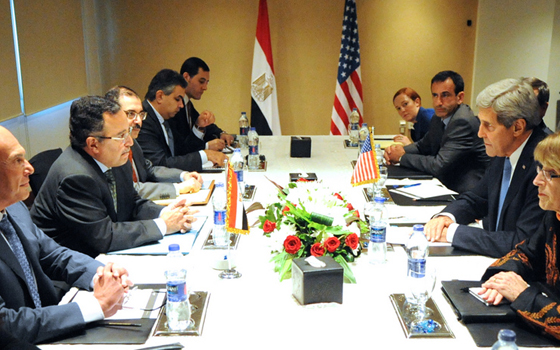   مصر اليوم - وزير الخارجيّة المصري يطالب الولايات المتّحدة بالامتناع عن التواصل مع الإخوان