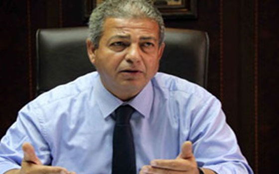 مصر اليوم - وزير الشباب يدعم 9 أندية و9 اتحادات بـ 4 مليون و 82 ألف جنيه