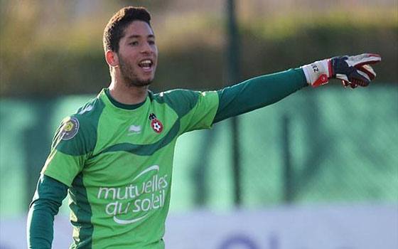 مصر اليوم - الحارس التونسي معز حسان ضمن عمالقة الدوري الفرنسي