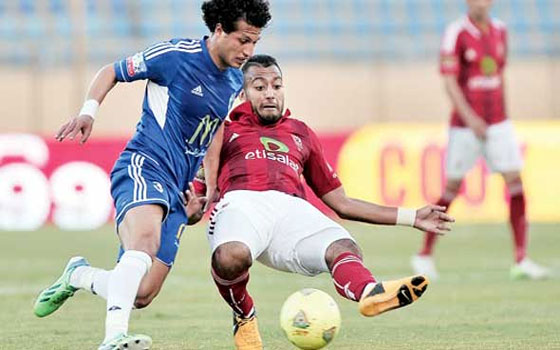 مصر اليوم - الأهلي يسعى لدعم خط وسطه بـ طارق حامد لاعب سموحة