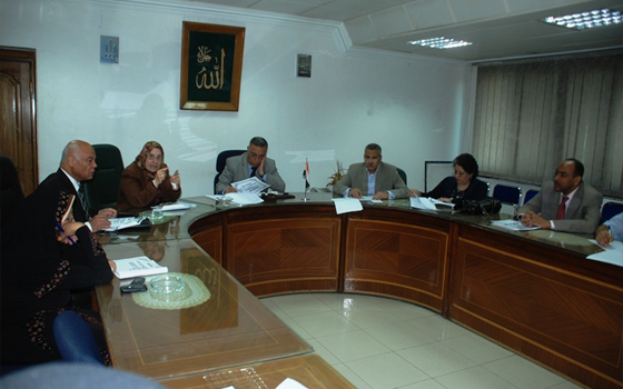   مصر اليوم - محافظ سوهاج يشهد جلسة اجتماع المجلس الإقليميّ للسُّكّان