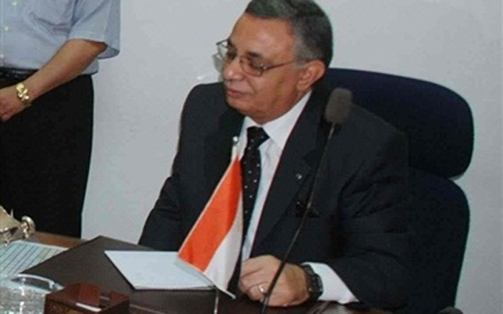   مصر اليوم - محافظ سوهاج يشهد صلحًا بين عائلتي الدّيابو الخولي