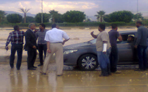   مصر اليوم - السّويس ترفع درجة الطّوارئ القصوى لمواجهة السّيول