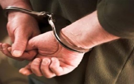   مصر اليوم - ضبط عامل وبحوزته 14 تأشيرة سفر مزوّرة في سوهاج