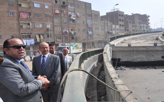   مصر اليوم - عبد الرحمن يقوم بجولة تفقدية لـ 55 معدة جديدة لإسطول نظافة الجيزة