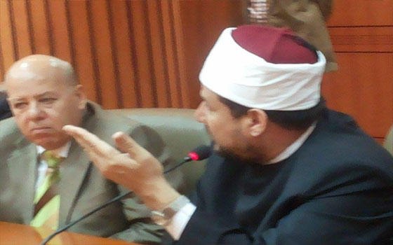   مصر اليوم - وزير الأوقاف يؤكّد على ضرورة التزام الخطباء بالزيّ الأزهريّ