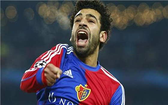   مصر اليوم - نادي توتنهام الإنكليزي يدرس طلب استعارة محمد صلاح