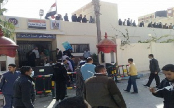   مصر اليوم - توقيف شخص يسرّح الأطفال ثم يغتصبهم في شبرا الخيمة