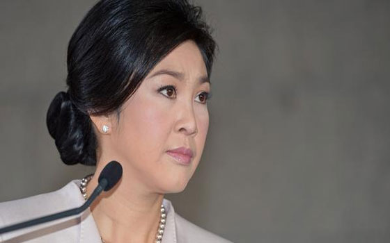   مصر اليوم - الإفراج عن رئيسة وزراء تايلاند السابقة وتوقيف أحد وزرائها