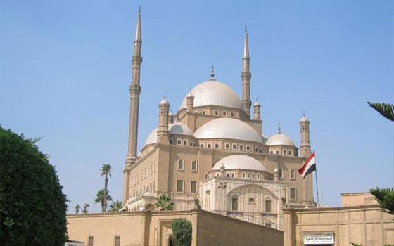   مصر اليوم - وزير الأثار يوجه بسرعة الإنتهاء من مشروع ترميم مسجد سارية الجبل